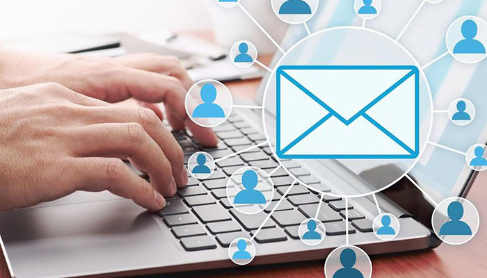 بازاریابی ایمیلی | دیجیتال مارکتینگ برای کسب و کارهای کوچک 